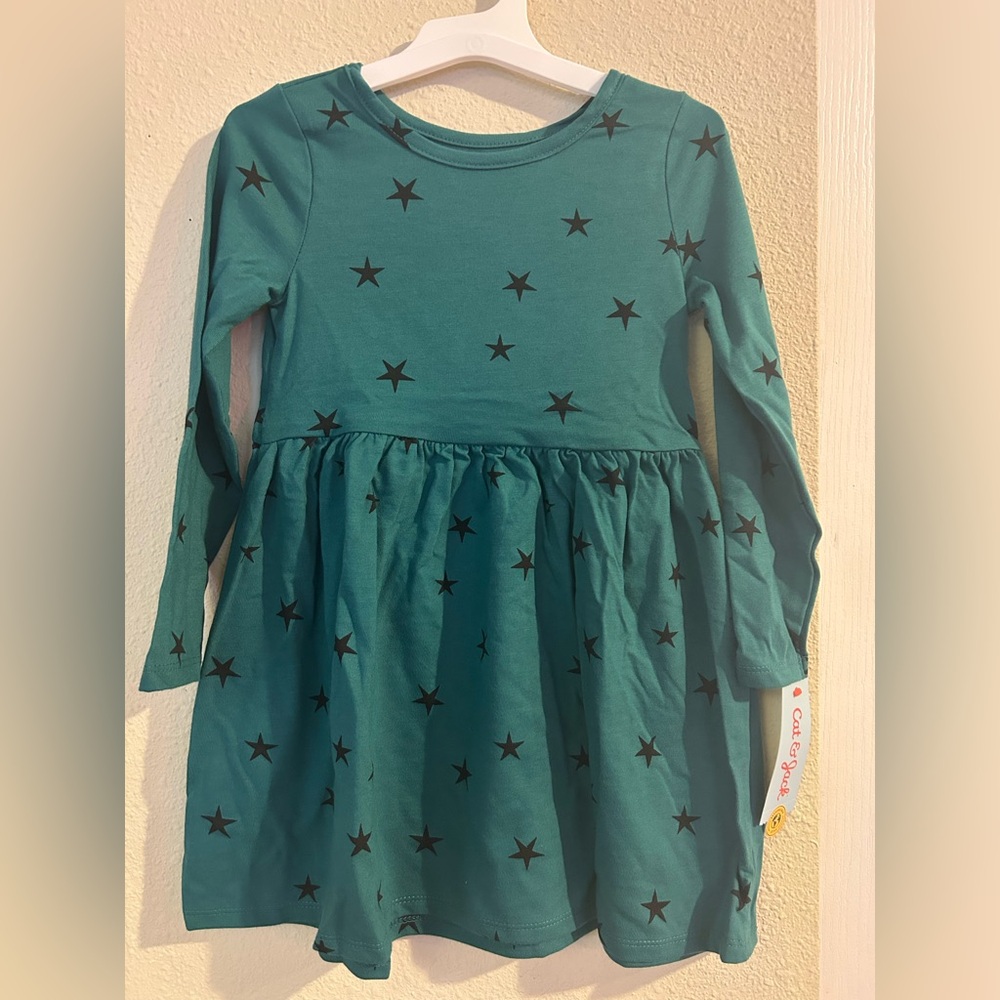 Cat & Jack Green Long Sleeve Crew Neck Sundress